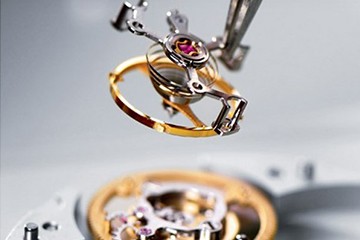 青岛江诗丹顿手表官方售后擦油