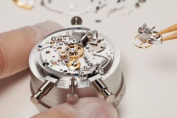 青岛江诗丹顿表扣磨损了